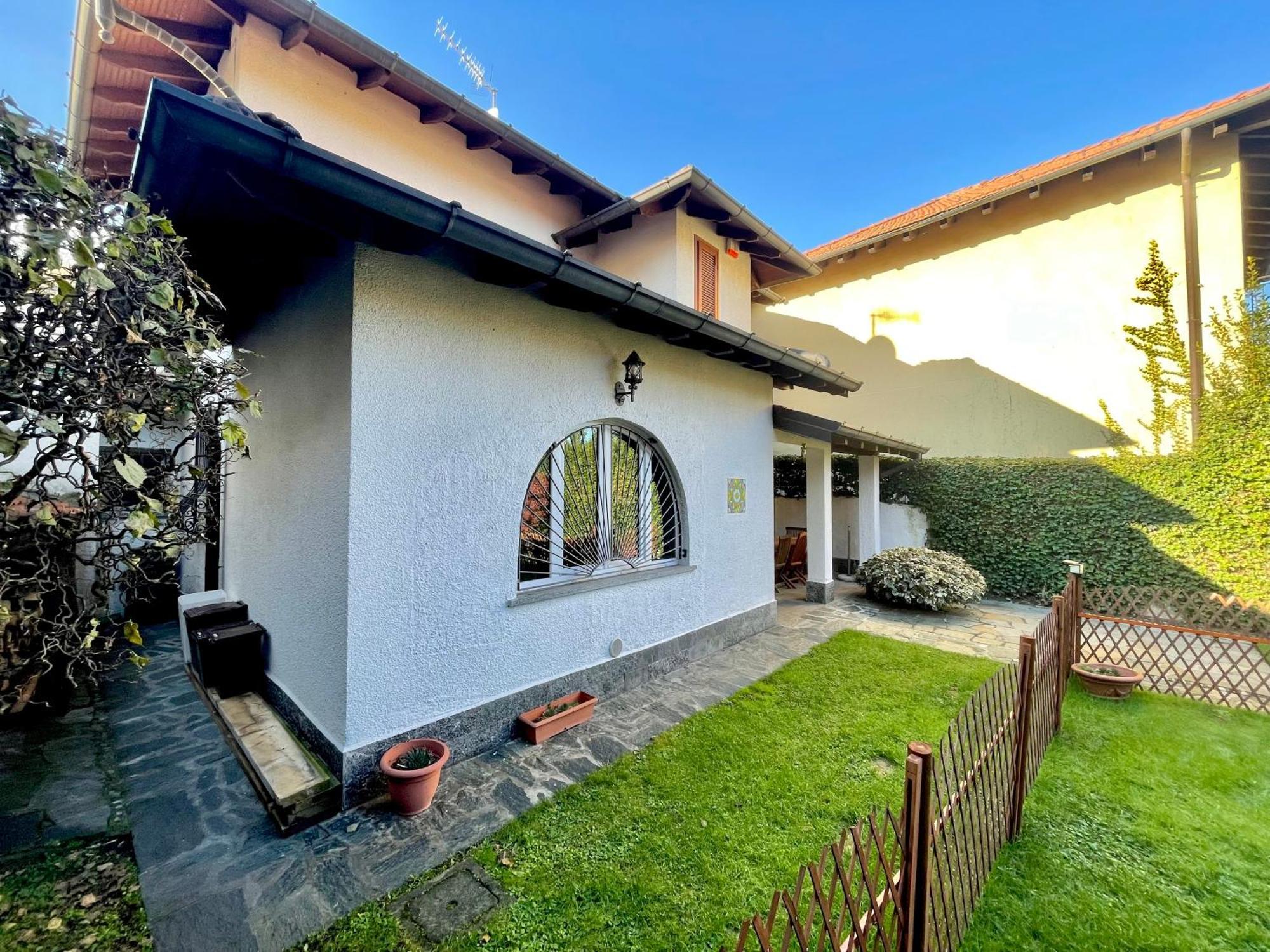 Villa Mia Lugano Lake Brusimpiano Екстер'єр фото