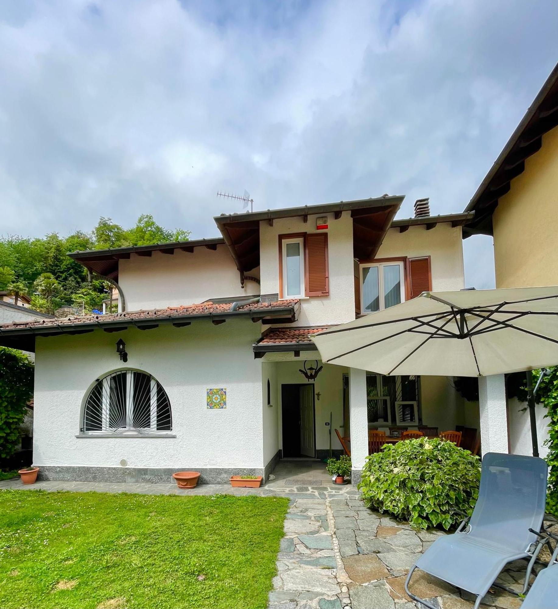 Villa Mia Lugano Lake Brusimpiano Екстер'єр фото
